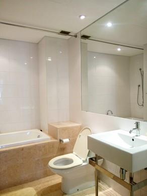 seviced apartment for rent in district 1 D199410 (7)